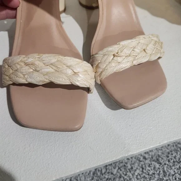 Sandals - Picture 5 of 5